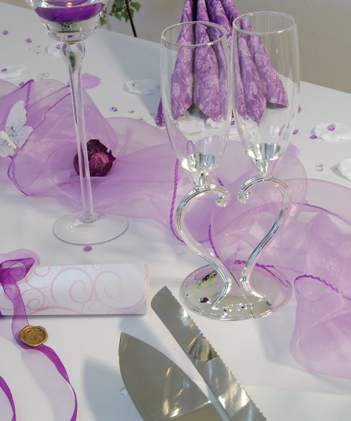 Lila svatba a svatební výzdoba-Fialové a lila svatební dekorace a doplňky jsou tady